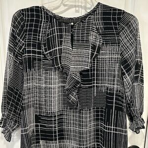 NWT Karl Lagerfeld Paris Women’s Shirt Blouse Size M